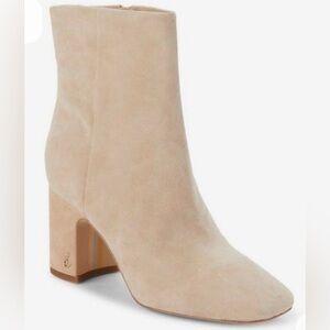 Sam Edelman Codie Ankle Bootie - Tan Suede.
Cleaning out my closet.